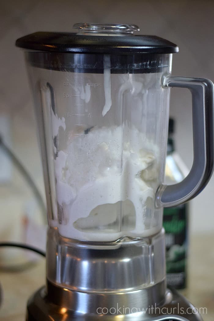 https://cookingwithcurls.com/2014/07/13/vanilla-ice-cream-dairy-free/