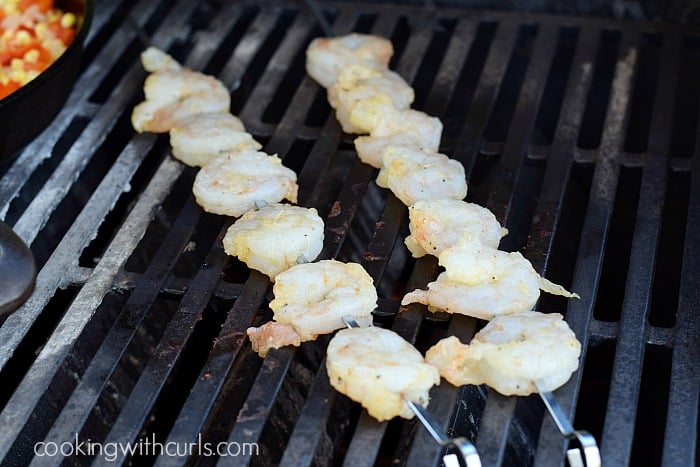 Grilled Tomato Butter Shrimp skewer cookingwithcurls.com