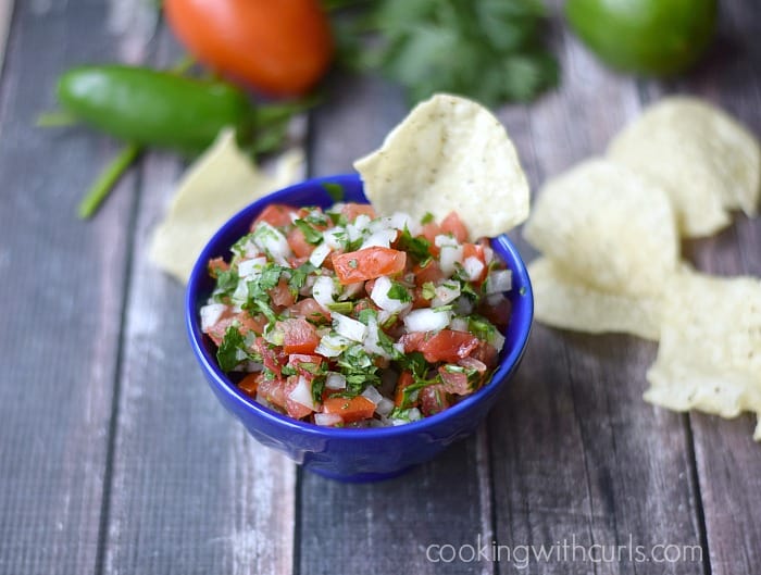 Pico de Gallo | cookingwithcurls.com