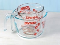 Pyrex Measuring Cups cookingwithcurls.com