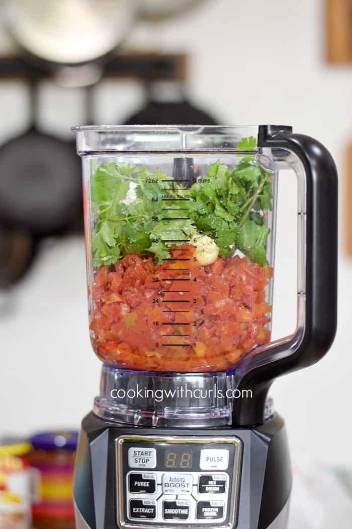 Restaurant-Style Blender Salsa blend cookingwithcurls.com