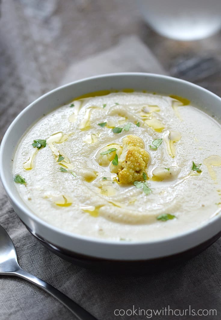 Roasted Cauliflower and Garlic Soup