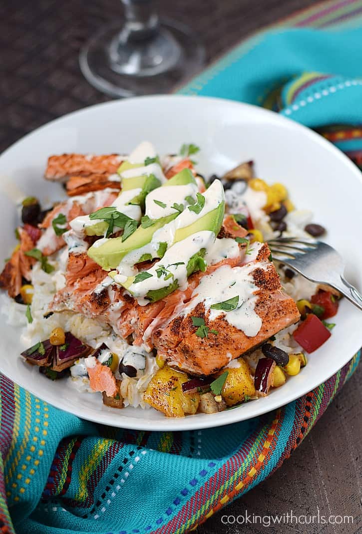 Southwest Salmon Bowl loaded with flavor and super simple to prepare | cookingwithcurls.com