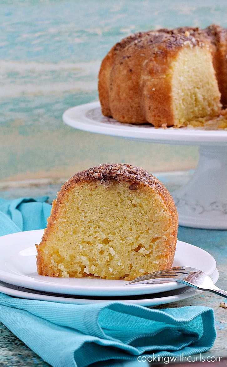 This moist rum soaked Tortuga Rum Cake is sure to be a hit with all of your friends | cookingwithcurls.com